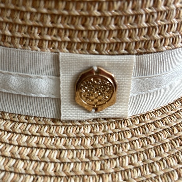 Vince Camuto Hat - Picture 2 of 5